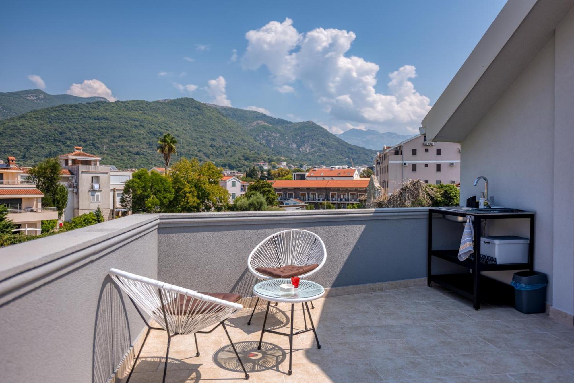 Miro Guesthouse Tivat Rum bild